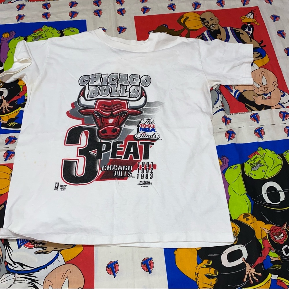 Bulls 3peat T